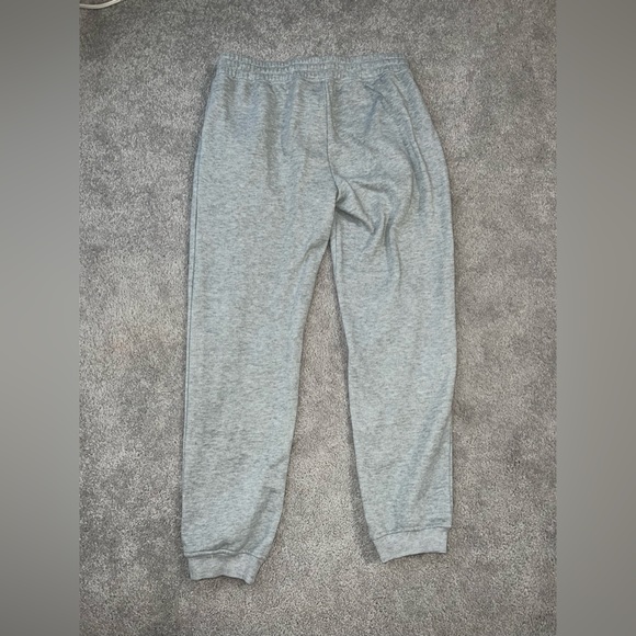 Grey Two-Piece Lounge Set (NWOT) - Picture 8 of 8